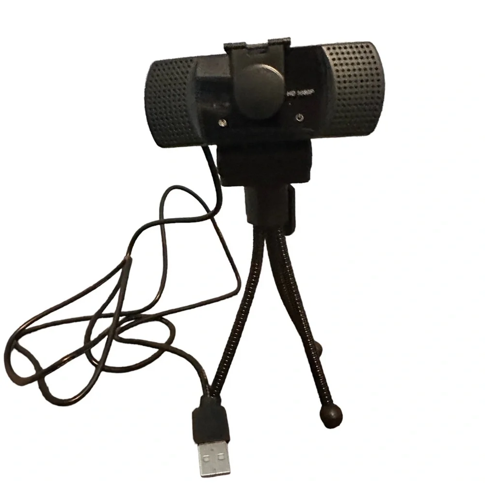 KOMKI Webcam Full 1080P HD with Privacy Cover & Tripod - Picture 3 of 3